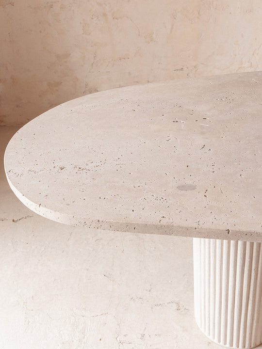 Table en marbre travertin bio 230x103cm