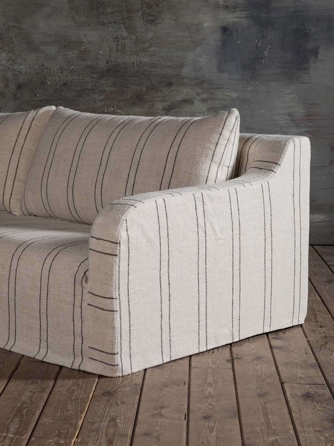Striped Comporta sofa