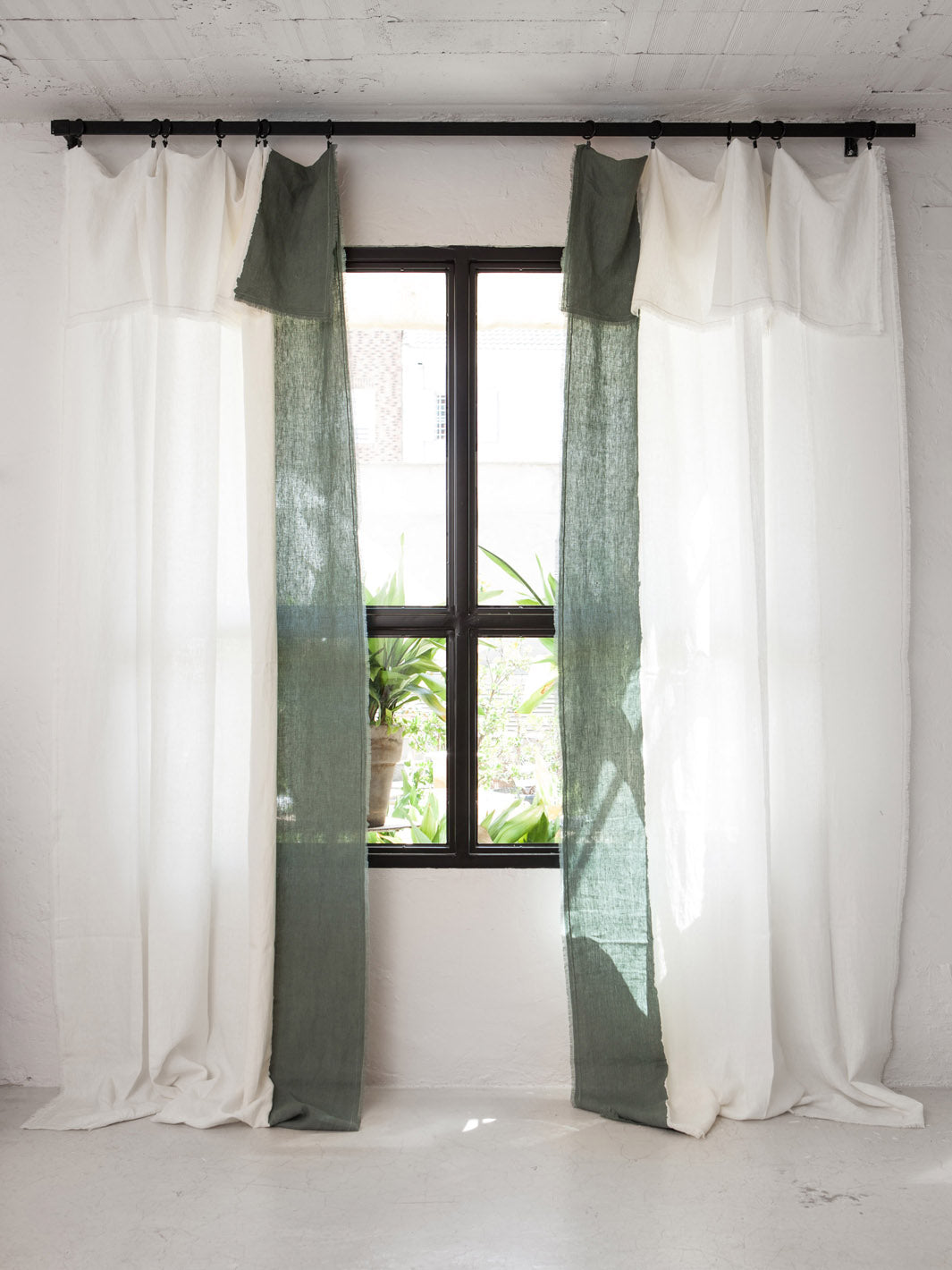 Linen curtain Paintbrush Ble sauge